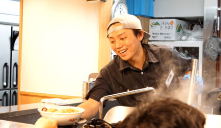 ラーメン 豚山 小田原店【新卒正社員募集】