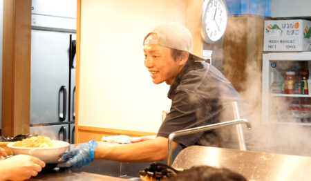 ラーメン 豚山 武蔵村山店【新卒正社員募集】