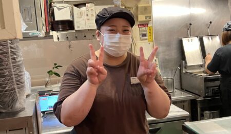 ラーメン 横濱一品香 川崎ルフロン店【正社員募集】