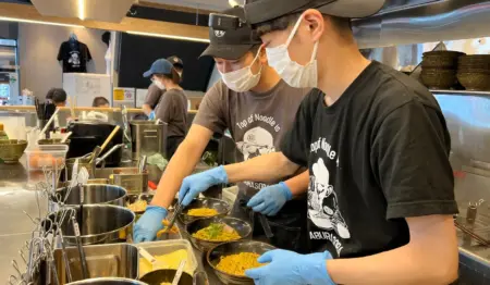 油そば日本油党 新橋支部【正社員募集】