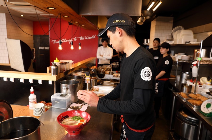 ラー麺ずんどう屋 高砂店 正社員募集 ラーメン屋専門求人 就職情報サイト キンキンラーメン修行道