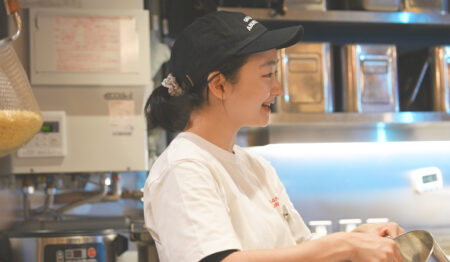 油そば 元祖油堂 羽田空港第1ターミナル店【新卒正社員募集】