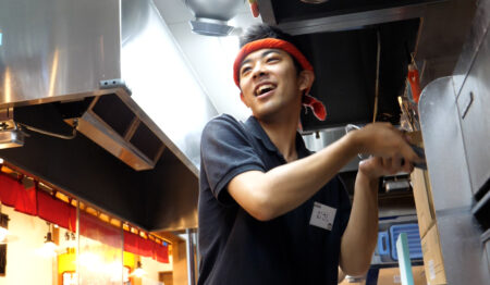 横浜家系ラーメン 町田商店 本町店【新卒正社員募集】