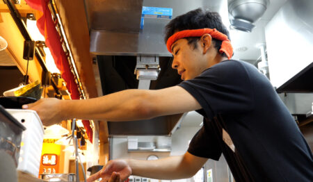 横浜家系ラーメン 町田商店33【新卒正社員募集】