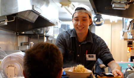 ラーメン 豚山 池袋西口店【新卒正社員募集】