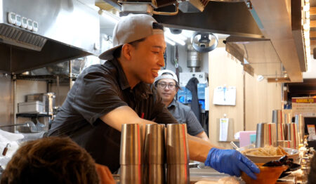 ラーメン 豚山 神保町店【新卒正社員募集】