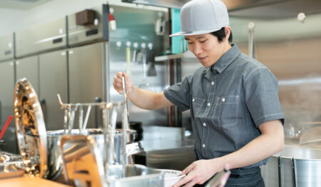 ラーメン 豚山 与野本町店【店長候補の正社員募集】