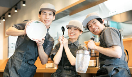 ラーメン 豚山 仙台駅前店【店長候補の正社員募集】