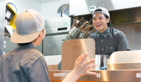 ラーメン 豚山 神保町店【アルバイト・パート募集】