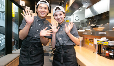 ラーメン 豚山 北千住東口店【正社員募集】